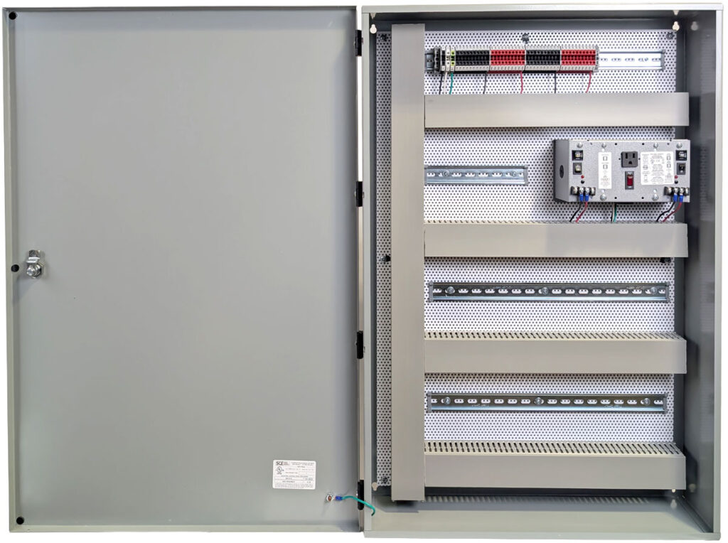 web-SBE-PREFAB-362406-2-100-inside-with-door