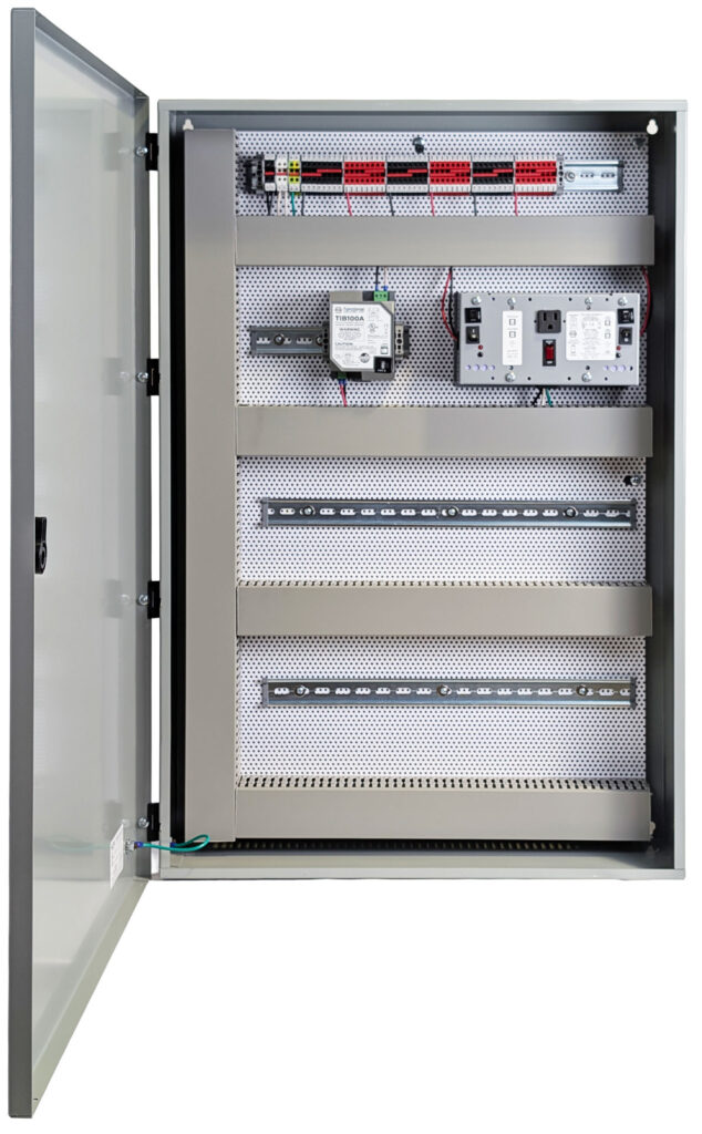 web-SBE-PREFAB-362406-3-100-inside-with-door-open